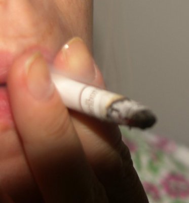 Guvernul va majora accizele la ţigări cu trei luni mai devreme
